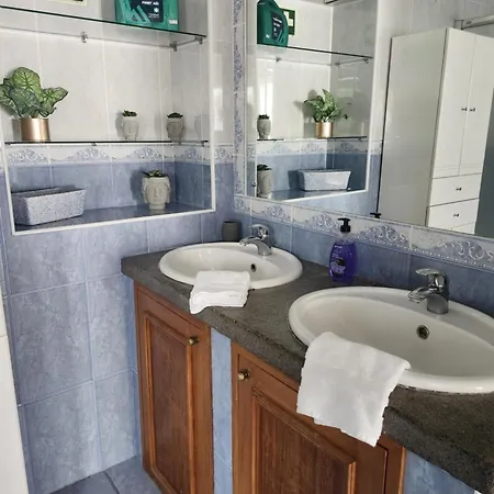 Casa Dos Amigos アングラ・ド・エロイーズモ